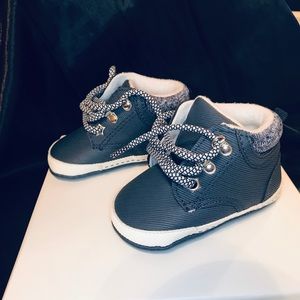 Mid-calf newborn boy boots size 18